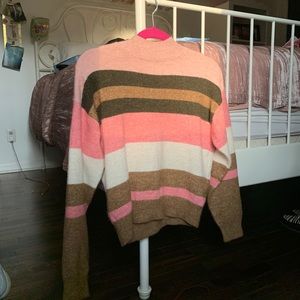 Brown and pink mock neck sweater!